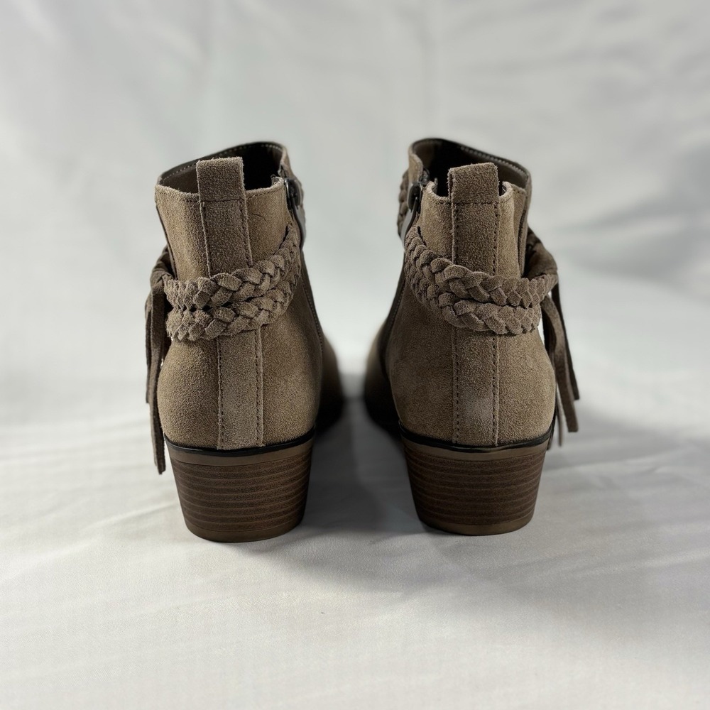 Michael Shannon Mallory Tan Suede Ankle Booties Womens Size 9 Low Block Heel - Picture 4 of 9